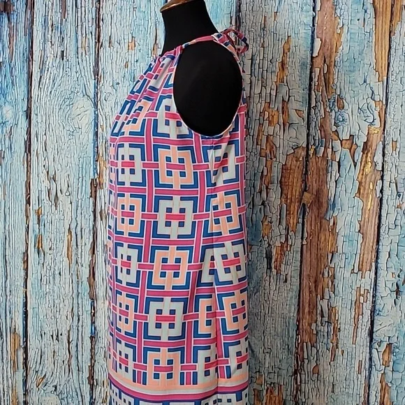 Crown and Ivy Halter Dress - Picture 6 of 13